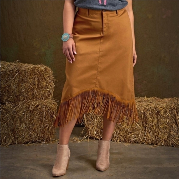 ‼️OUT OF STOCK‼️Fringe Hem Denim Asymetrical Midi Skirt Size 20 Tan Western - Picture 4 of 8
